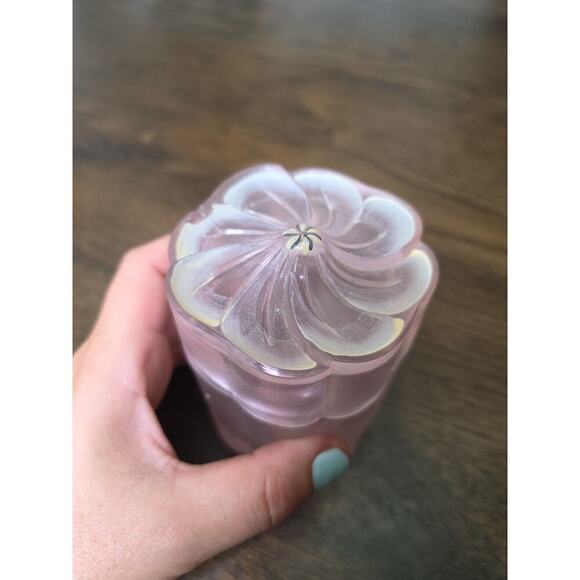 Fenton 3.5" Pink Satin Trinket Box Floral Design Handpainted In USA - Picture 8 of 16